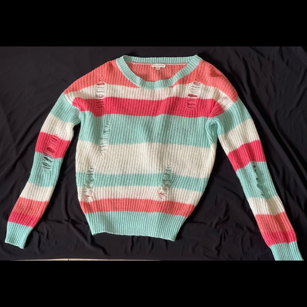 Sweater - Picture 2 of 2